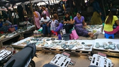 ジェイド・マーケット Jade Market 宝石,ジュエリー photo 写真 ミャンマー 旅行 観光 情報 Myanmar Travel Information