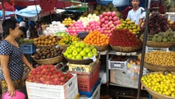 mawlamyine fruits market photo