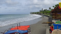 Ngwe Saung Beach Photo