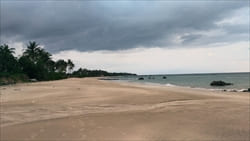 Thazin Beach Resort Hotel Ngwe Saung Beach photo